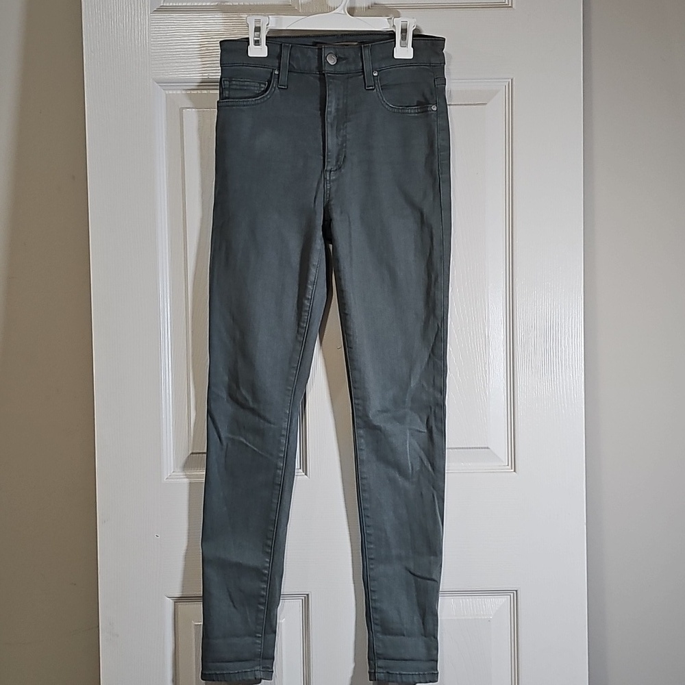 Joe’s Jeans Classic Fit Moss Green Ankle Jeans Size 26